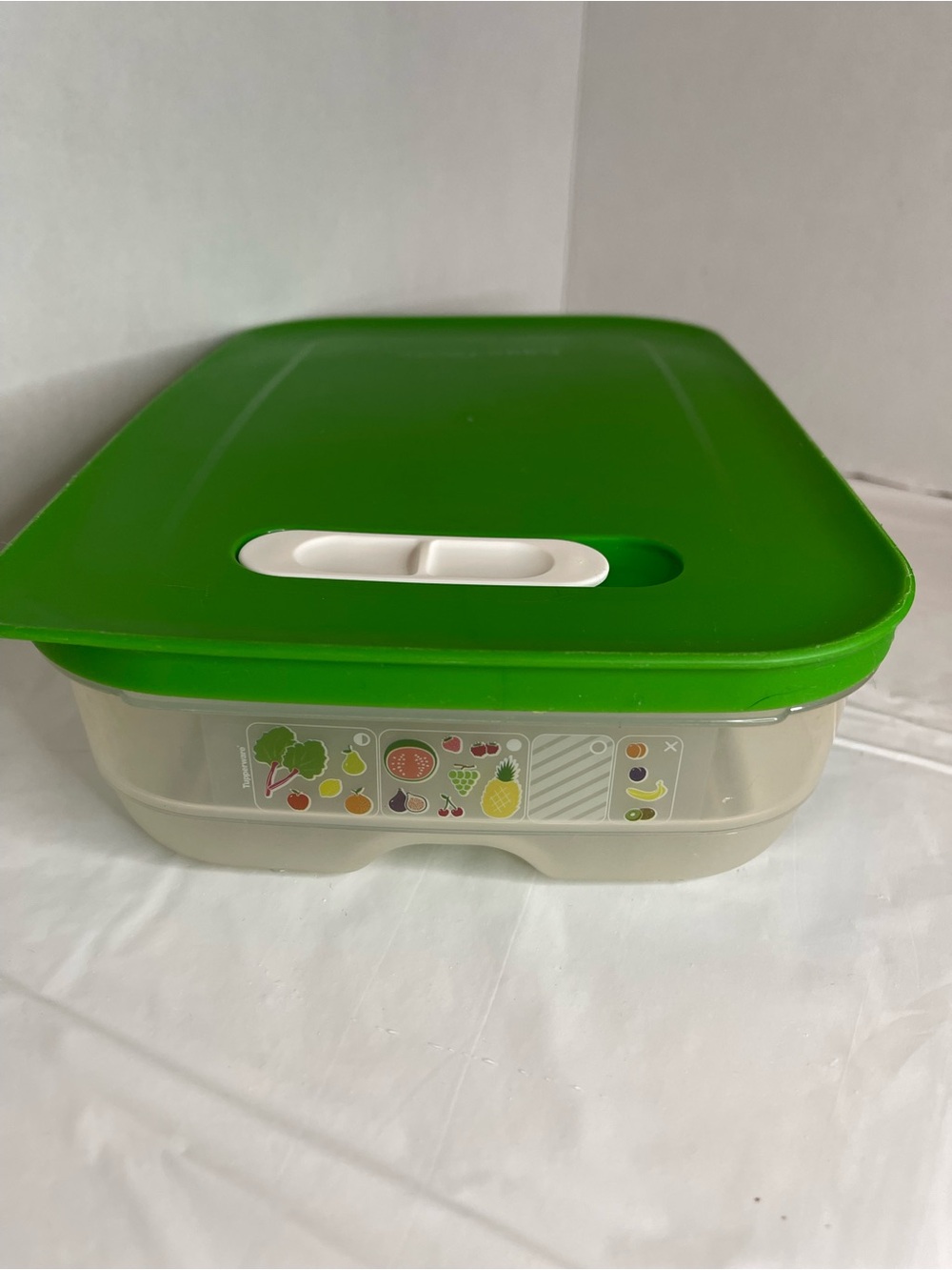 Tupperware food saver